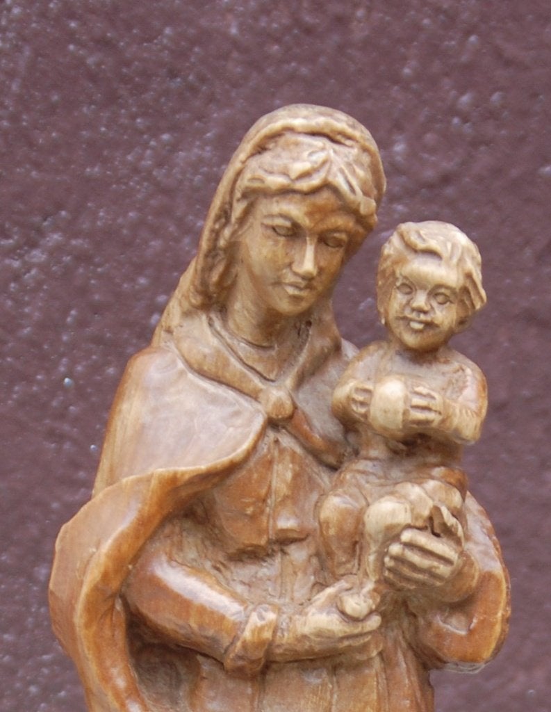 houtsnijwerk  van een heel mooi beeldje Maria, Ophalen of Verzenden, Rechthoekig, Minder dan 50 cm