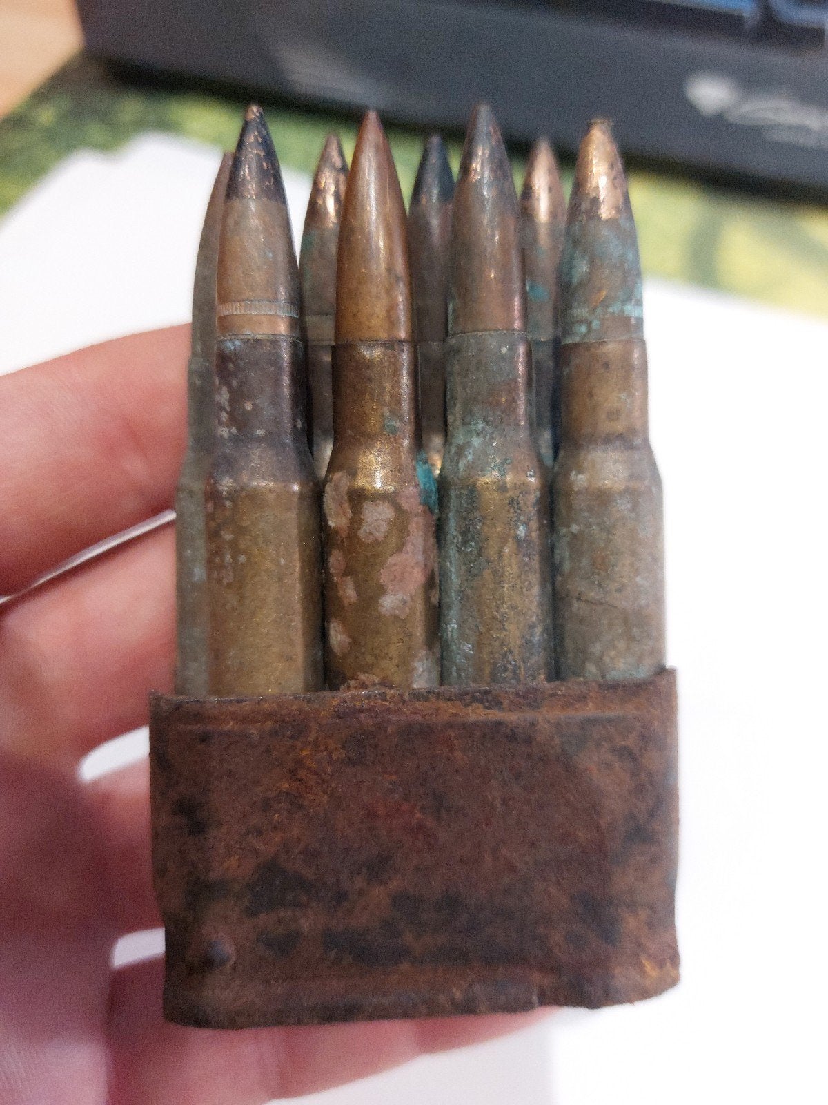 m1 garand clip 2, Verzamelen, Militaria | Tweede Wereldoorlog, Ophalen of Verzenden, Amerika, Hulzen of Bodemvondsten