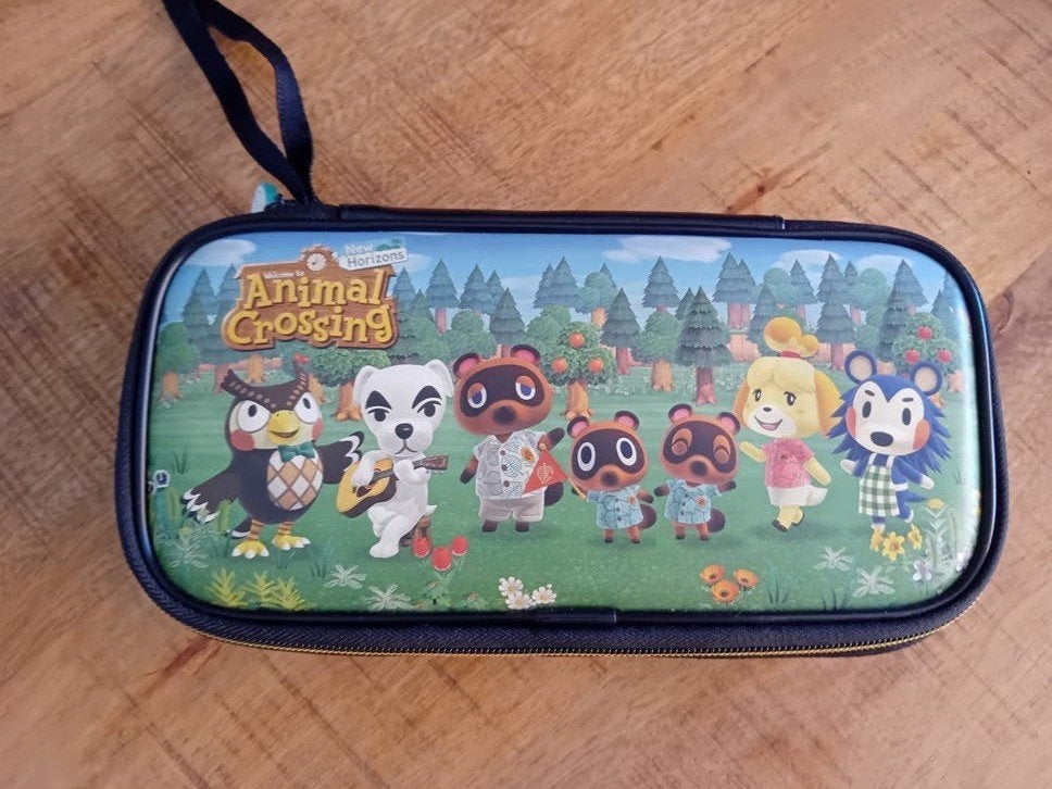 Nintendo Switch Animal Crossing hoes met gamecard houder, Ophalen of Verzenden, Zo goed als nieuw, Switch Original