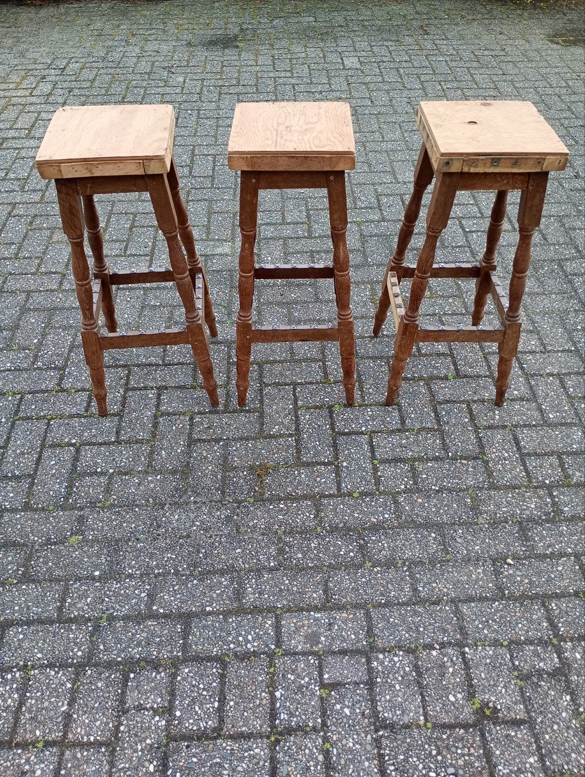 Houten barkrukken., Ophalen, Gebruikt, Met voetsteun, 60 tot 90 cm