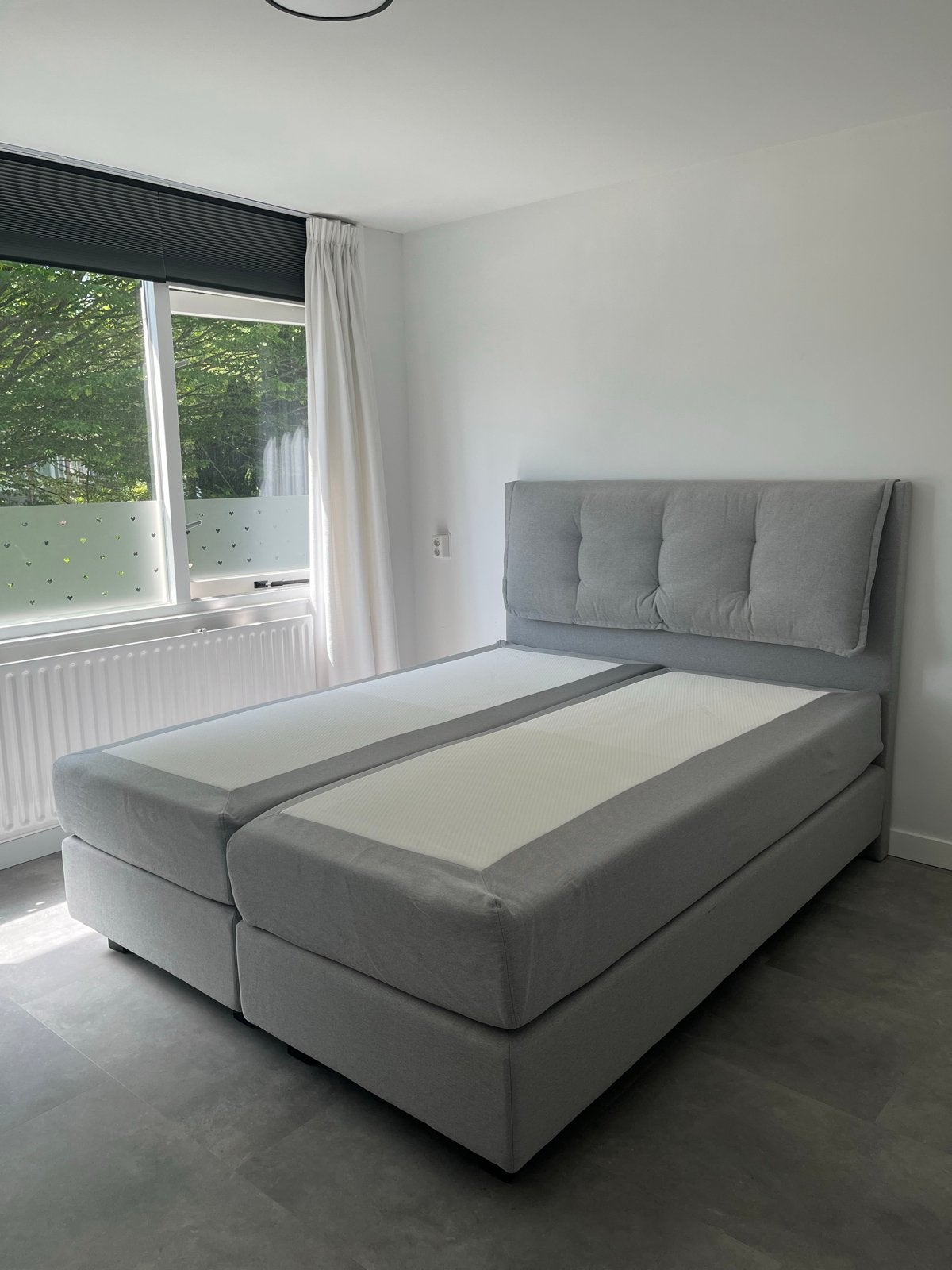 Tweepersoons boxspring 160x200 cm (grijs), Ophalen, Tweepersoons, Zo goed als nieuw, 200 cm