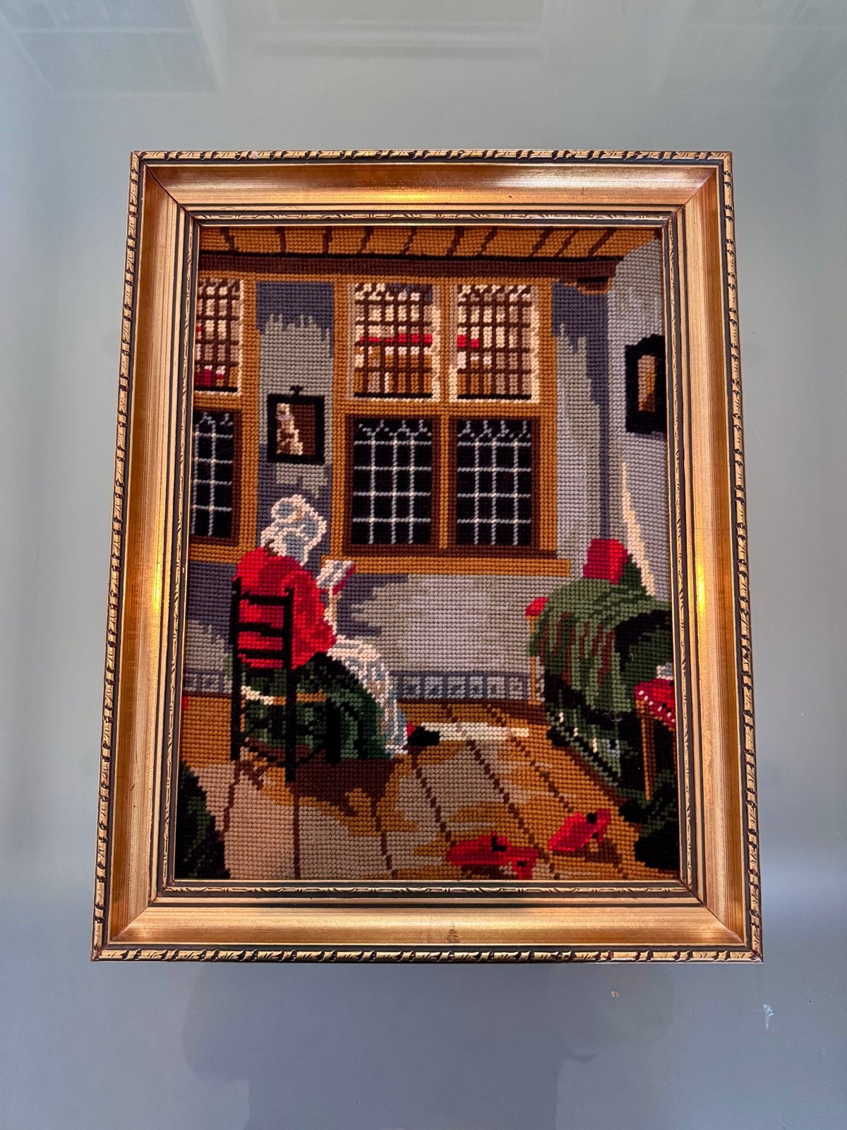 Vintage Handgeborduurd Schilderij - Vrouw aan het Raam, Huis en Inrichting, Woonaccessoires | Schilderijen, Tekeningen en Foto's