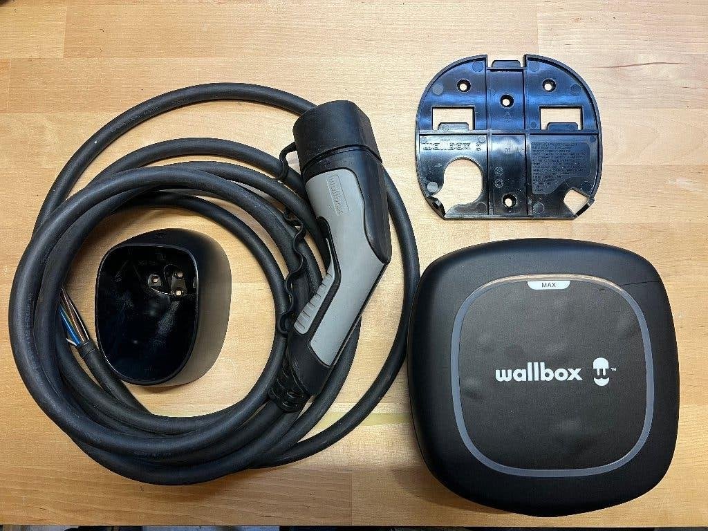 Wallbox Pulsar Max 22 kW met vaste laadkabel 5 m, Ophalen of Verzenden, Zo goed als nieuw, Laadpaal en Laadkabel