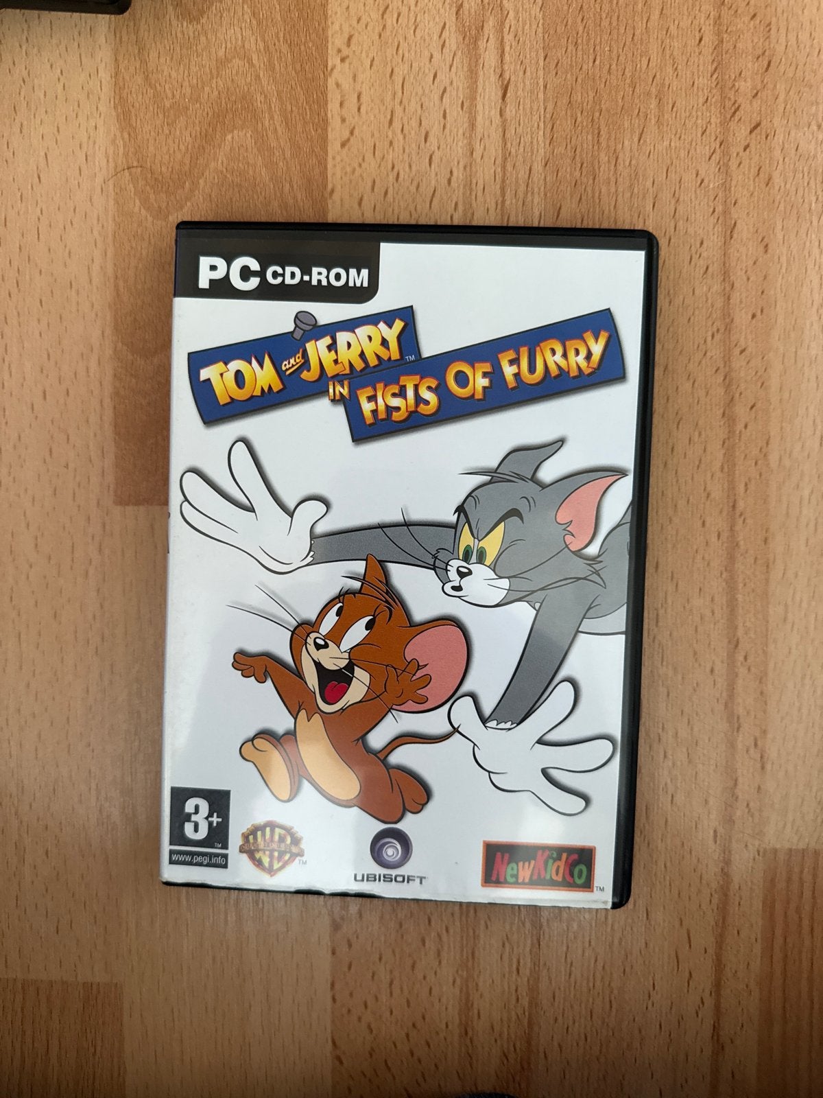 Tom and Jerry in Fists of Furry PC CD-ROM, Gebruikt, Vechten, 1 speler, Eén computer