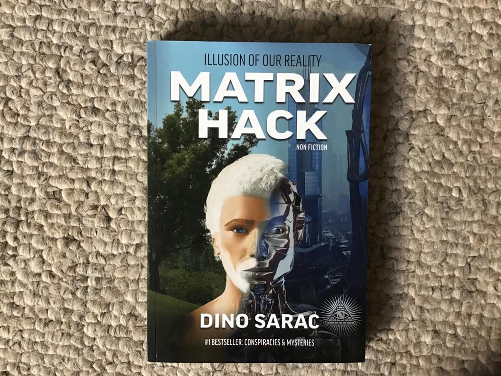 Matrix Hack: Illusion of Our Reality - Dino Sarac, Boeken, Ophalen of Verzenden, Zo goed als nieuw