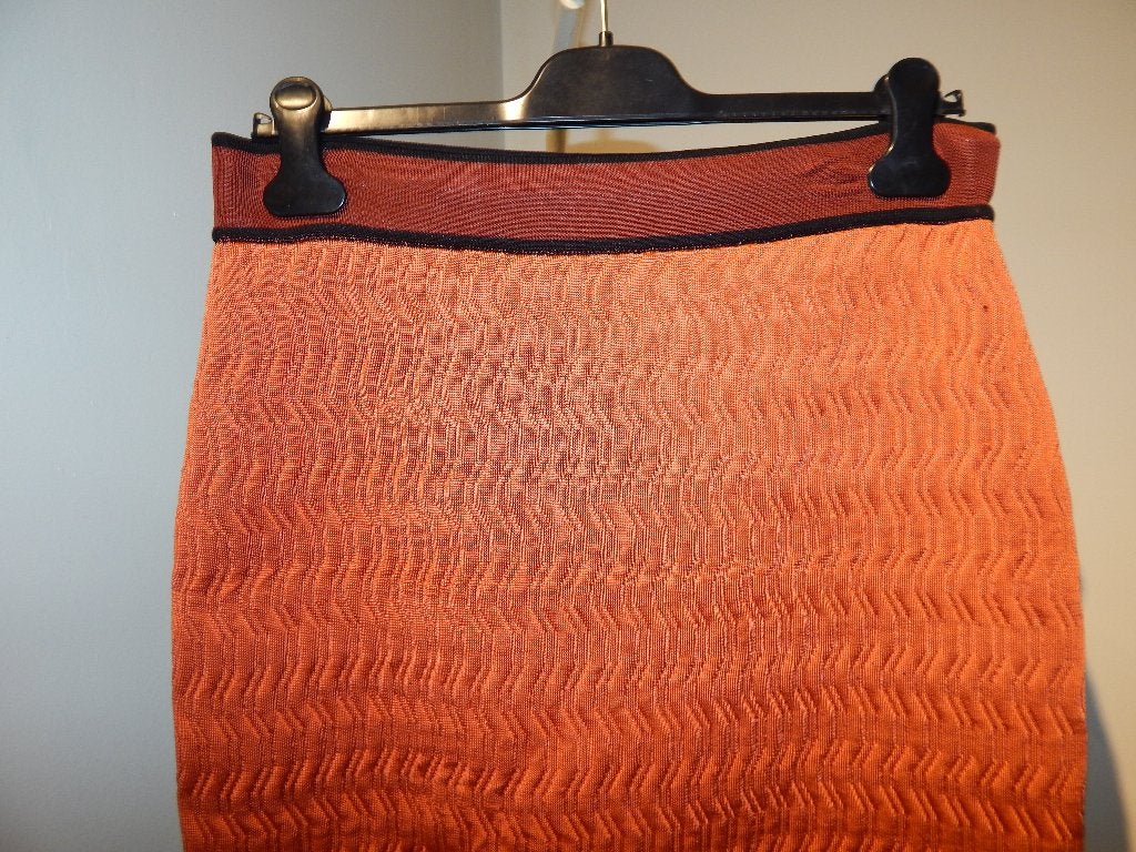 Missoni mooie rok dikkere stretch stof warme tint M, Kleding | Dames, Maat 38/40 (M), Missoni, Gedragen, Boven de knie