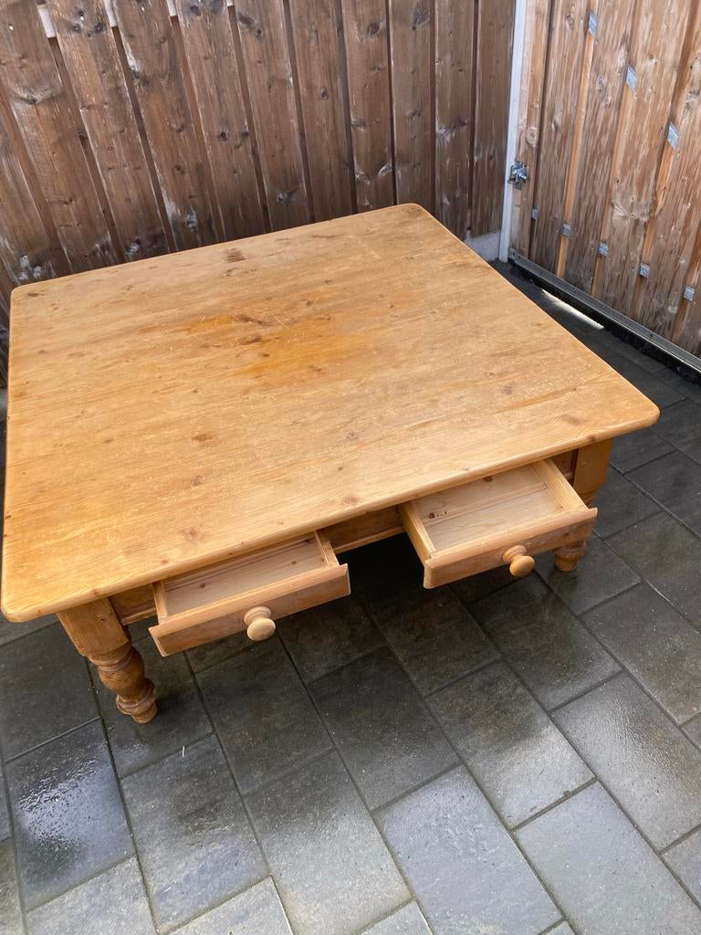 Grenenhouten salontafel met lades., Huis en Inrichting, Tafels | Salontafels, Ophalen, Gebruikt, 100 tot 150 cm, Vierkant