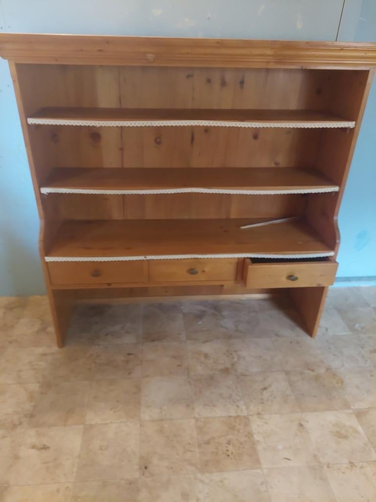 Grenen schappenkast voor op aanrecht of werkblad, Ophalen, Met plank(en), Gebruikt, 100 tot 150 cm