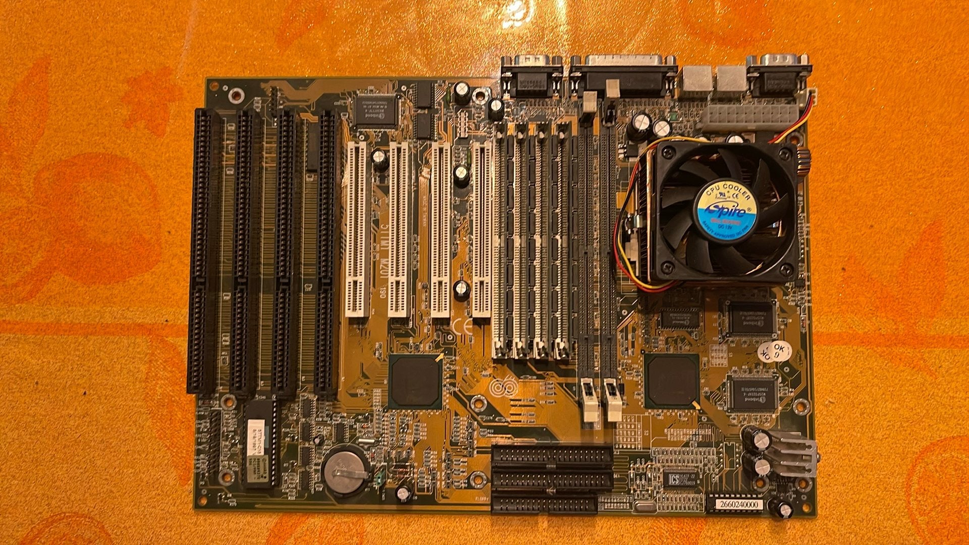 Chaintech 5TTM1 Pentium 200MMX 64MB, Computers en Software, Verzenden, Zo goed als nieuw