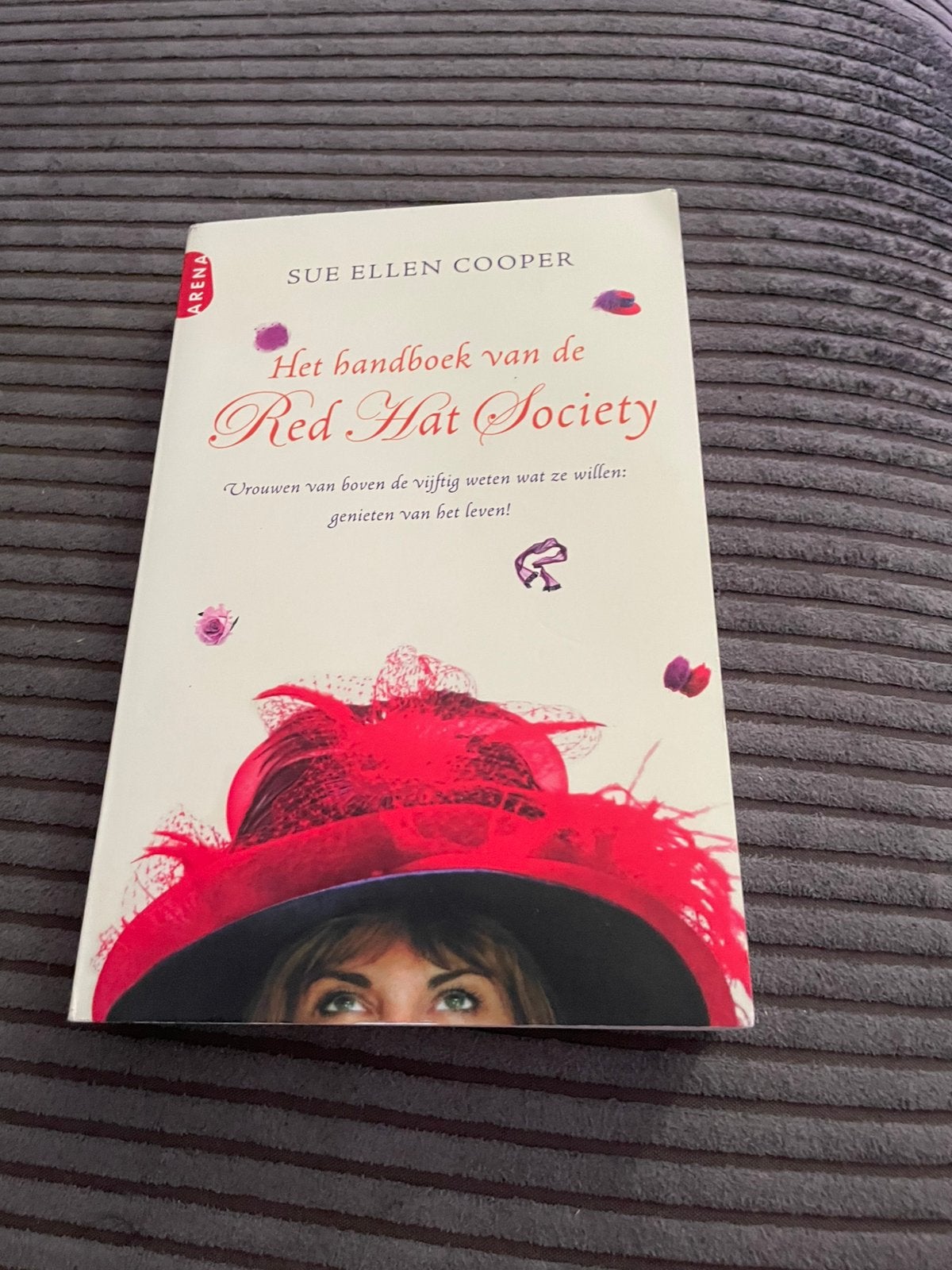 Boek Sue Ellen Cooper Het handboek van de Red Hat society, Ophalen of Verzenden, Sue Ellen Cooper