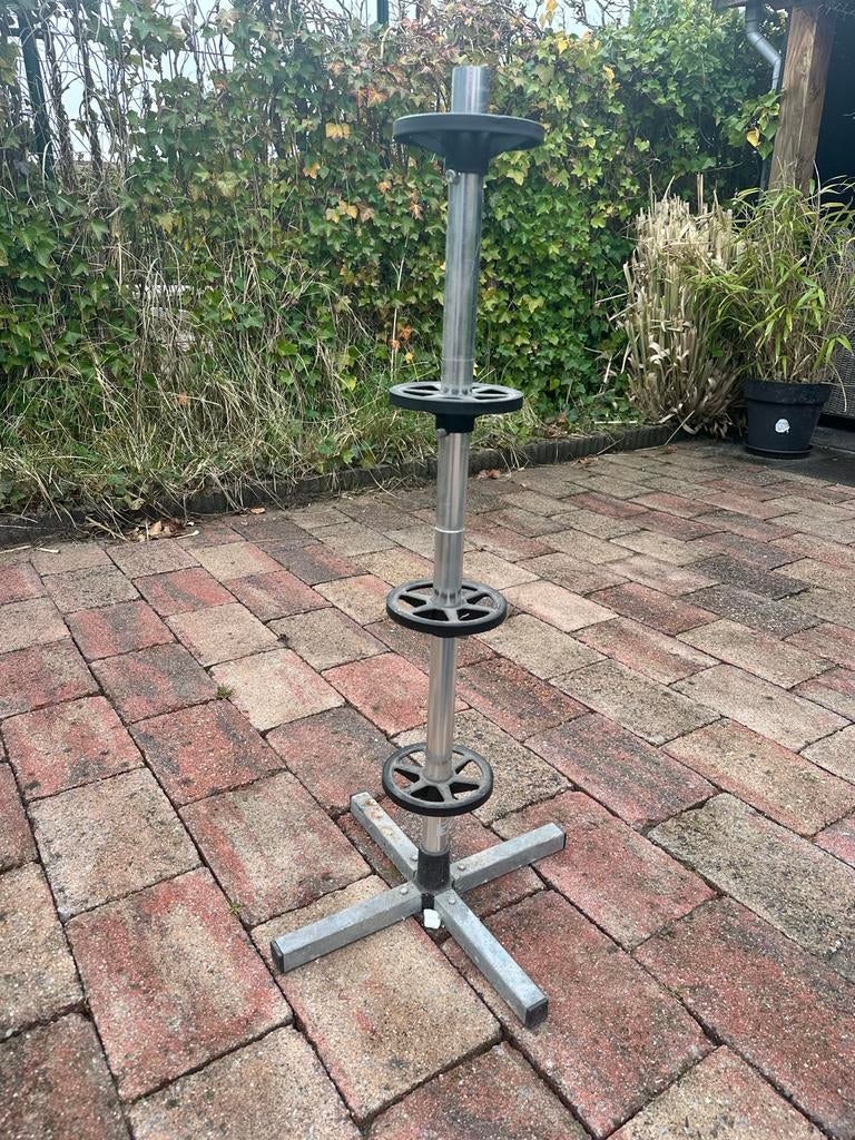 Opberg “kerstboom” voor winter of zomer wielen, Ophalen, Gebruikt