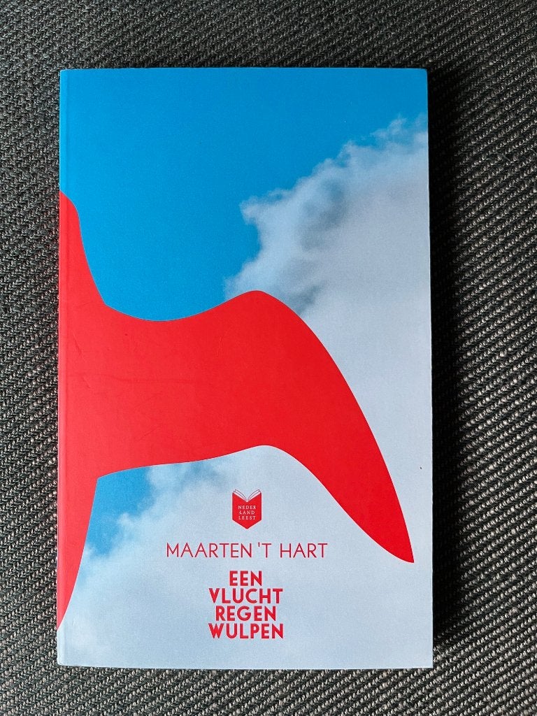 Maarten 't Hart - Een vlucht regenwulpen., Ophalen of Verzenden, Zo goed als nieuw, Maarten 't Hart