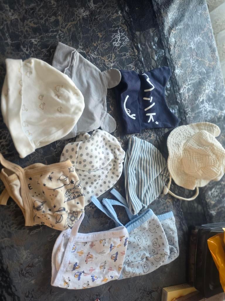 Diverse babykleding: mutsjes, rompertjes en maillots, Kinderen en Baby's, Ophalen, Gebruikt, Diverse merken, Jongetje of Meisje