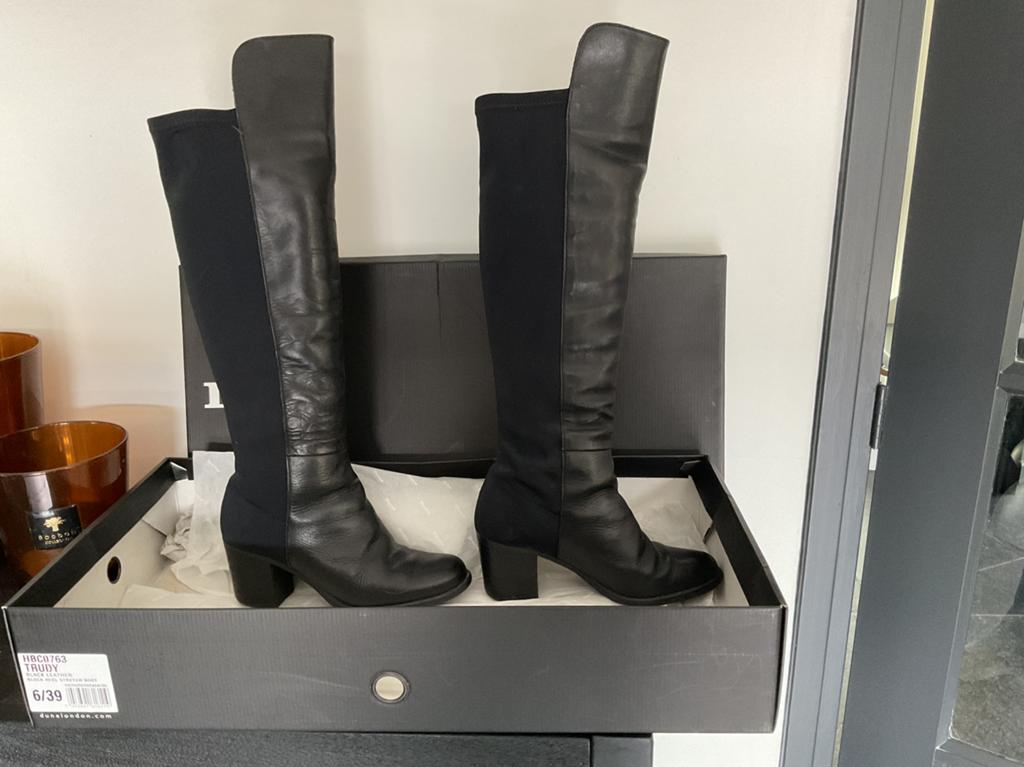 Dune London prachtige overknee leren laarzen met blokhak 39, Kleding | Dames, Schoenen, Hoge laarzen, Zwart, Ophalen of Verzenden