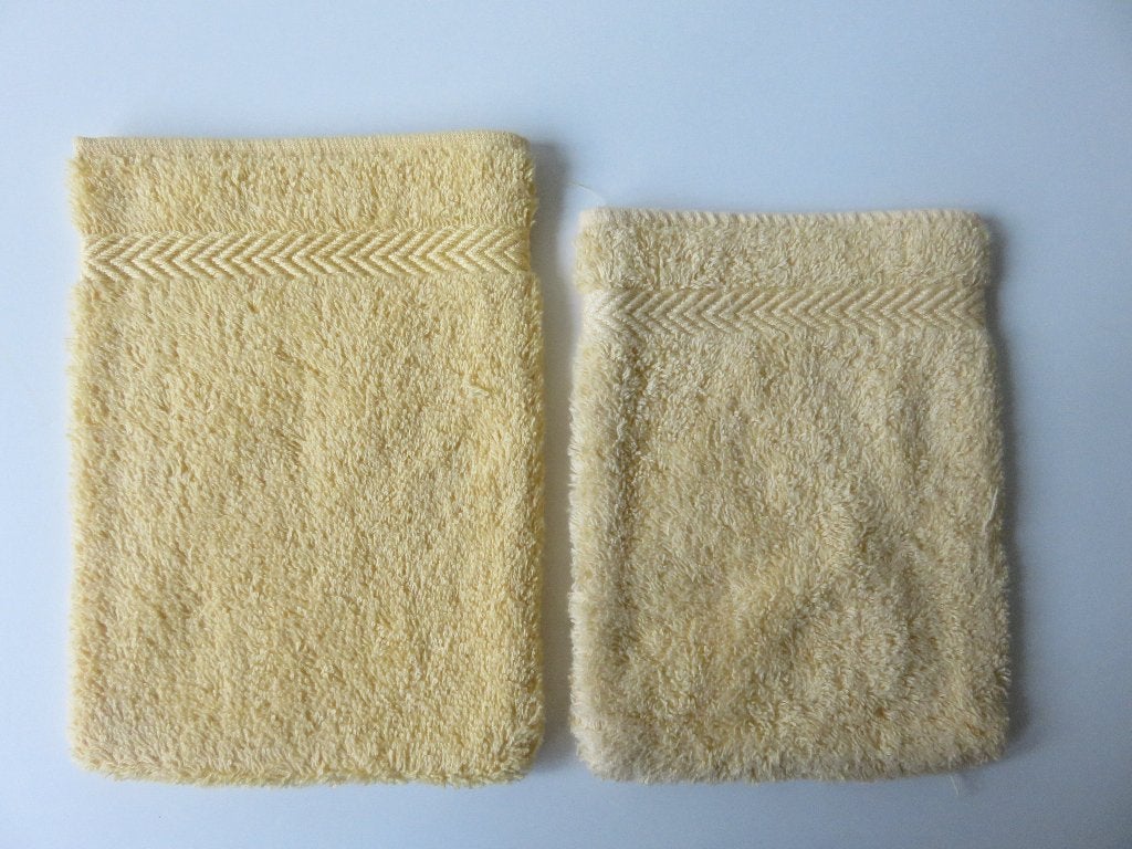 2 lichtgele washandjes, Ophalen of Verzenden, Zo goed als nieuw, Geel, Overige typen