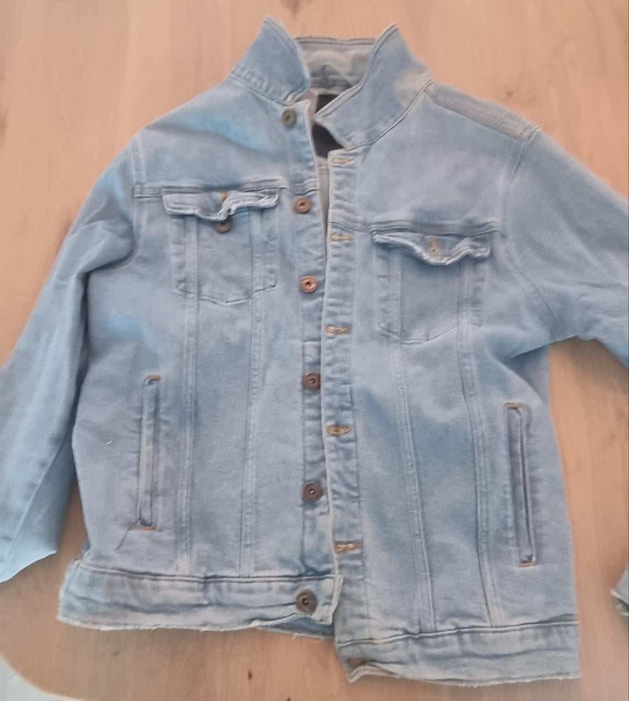 Spijkerjas met lichte vlekken, lijkt net alsof het hoort, Ophalen of Verzenden, Gedragen, Blauw
