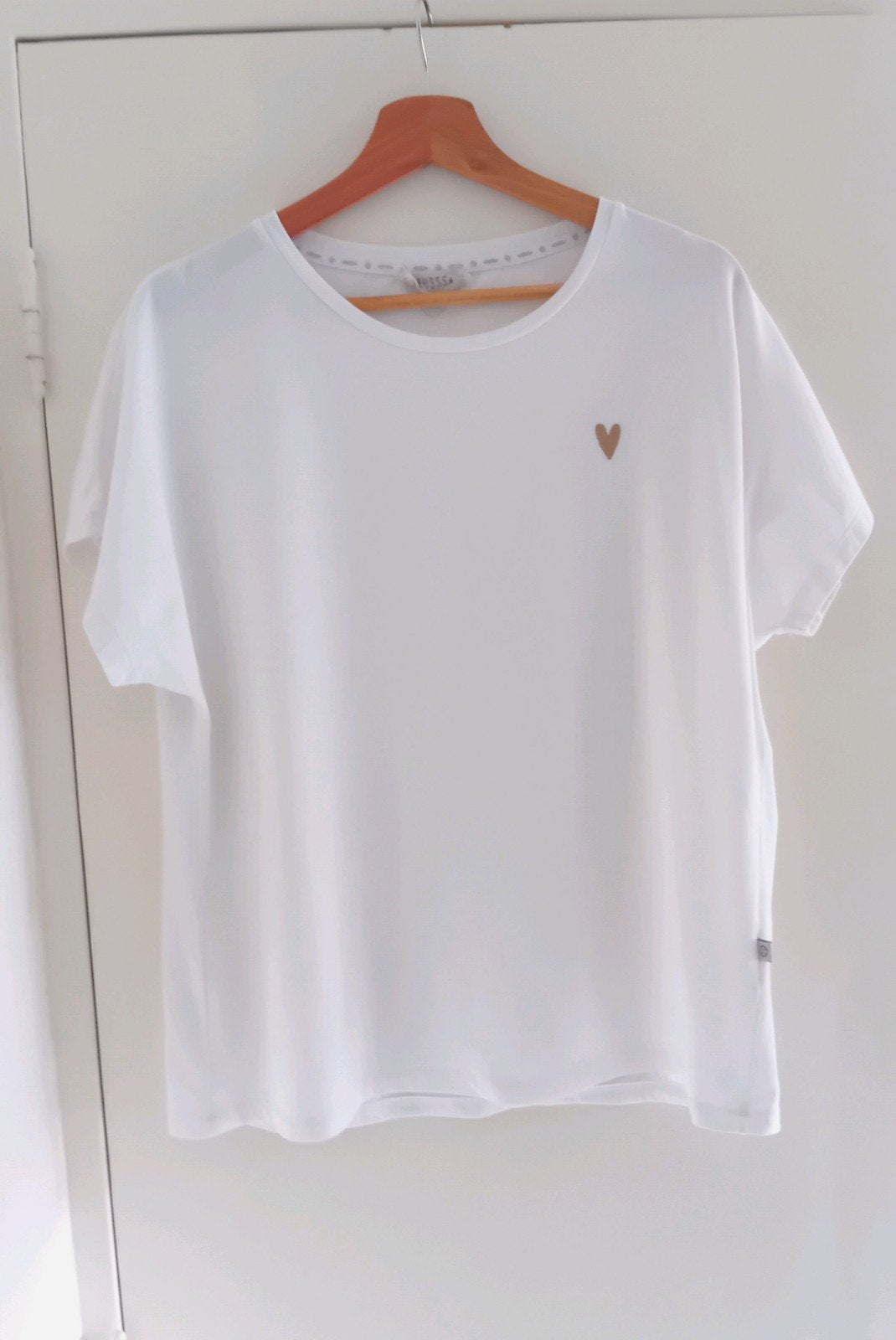 Zusss shirt wit hartje XL/42, Wit, Maat 42/44 (L), Ophalen of Verzenden, Zo goed als nieuw