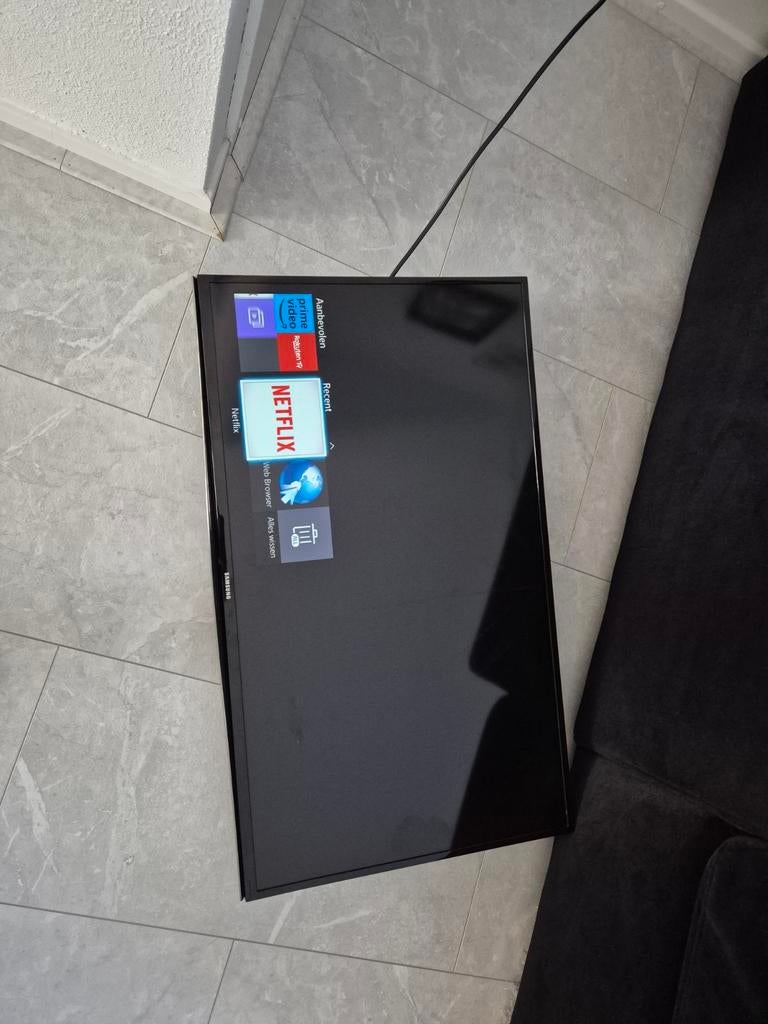 Zo goed als nieuwe TV, weinig gebruikt, Ophalen