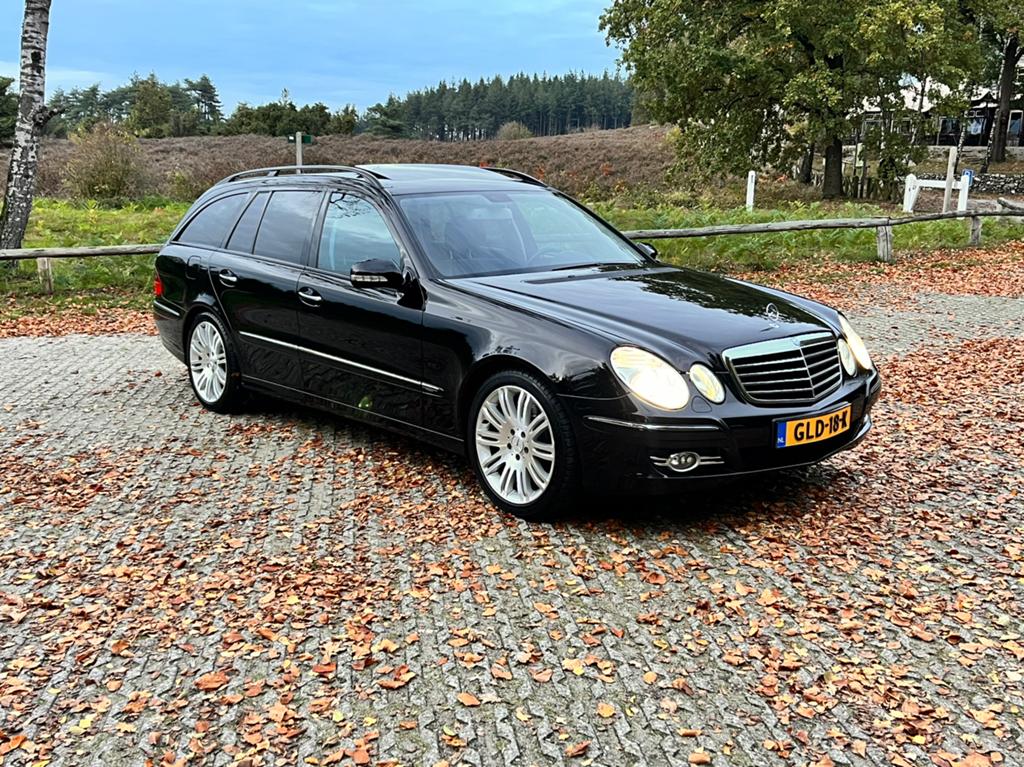 Youngtimer E-Klasse 3.0 Combi AUT 2008 Avantgarde Sport, Auto's, Automaat, Achterwielaandrijving, Zwart, Stationwagon