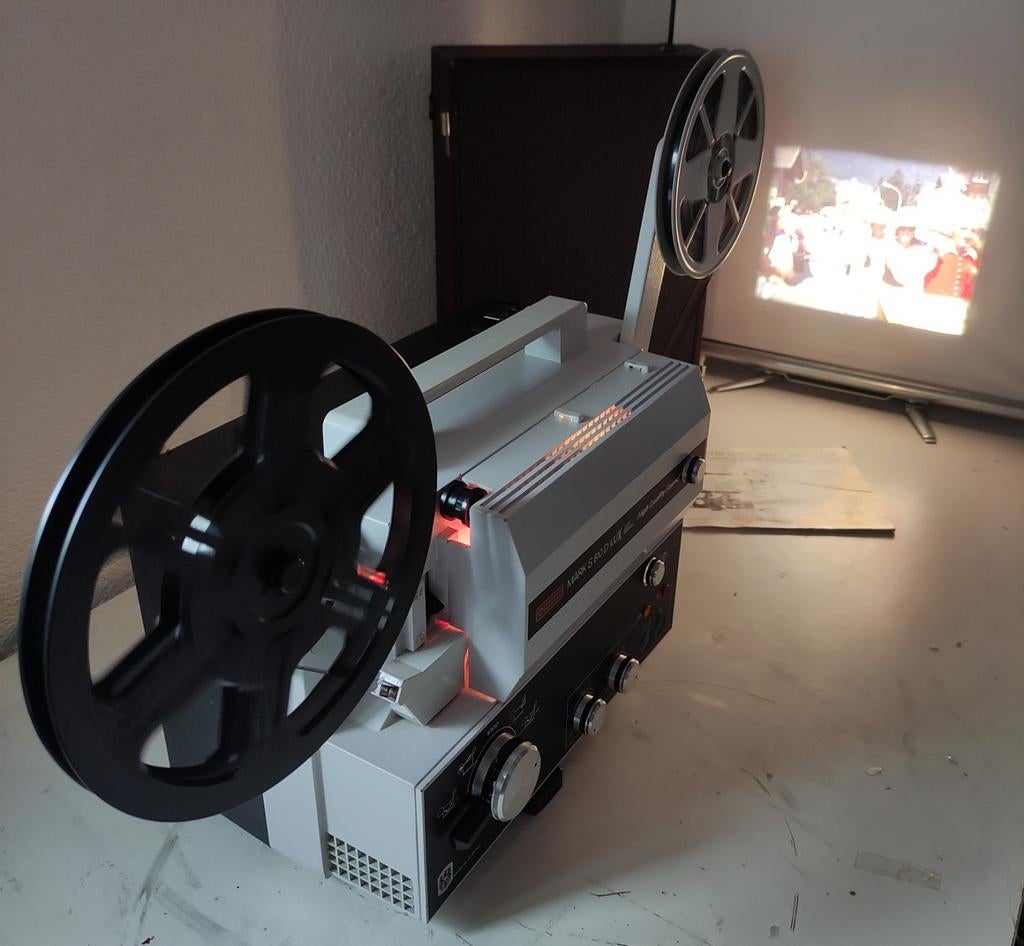 EUMIG 810 FILMPROJECTOR met GELUID voor SUPER 8 en DUBBEL 8, Ophalen of Verzenden, 8mm film