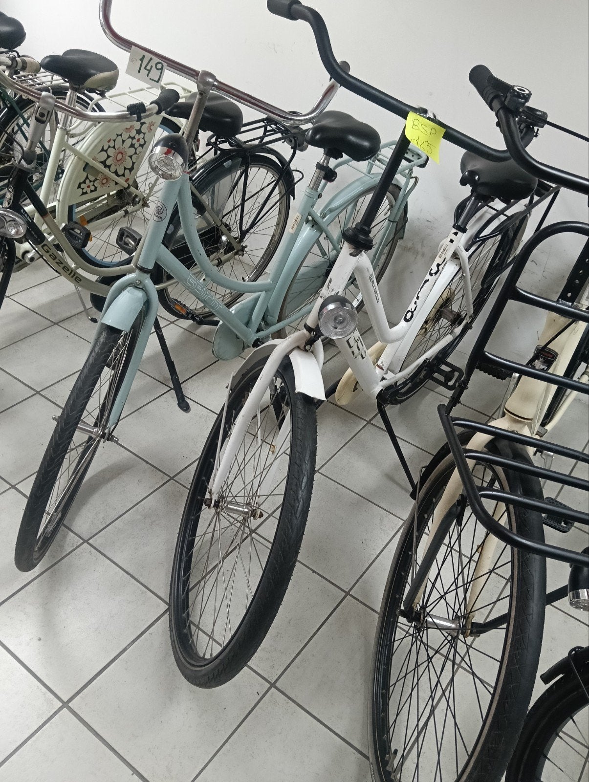 Foto 5 van van klein tot groot nieuw en tweedehands fietsen vanaf 100 e