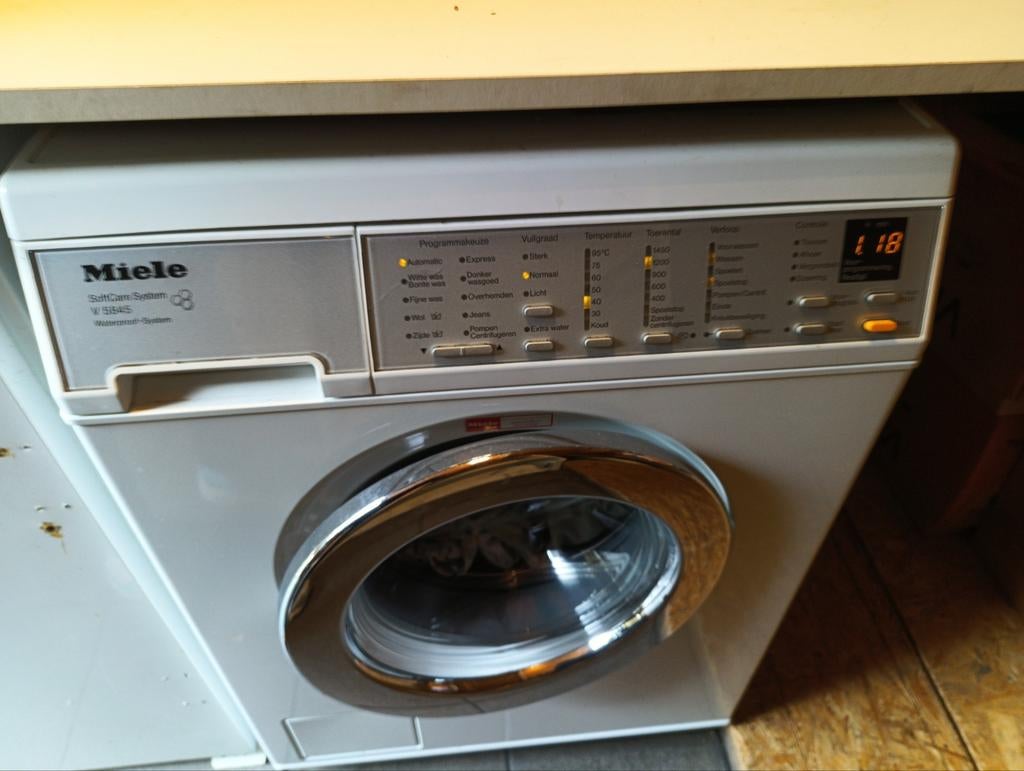 Miele voorlader V5845, Ophalen, Gebruikt, 85 tot 90 cm, 1200 tot 1600 toeren