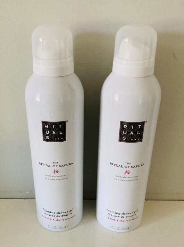 2 x Rituals Sakura foaming shower gel * Nieuw *, Ophalen of Verzenden, Nieuw, Bad & Douche
