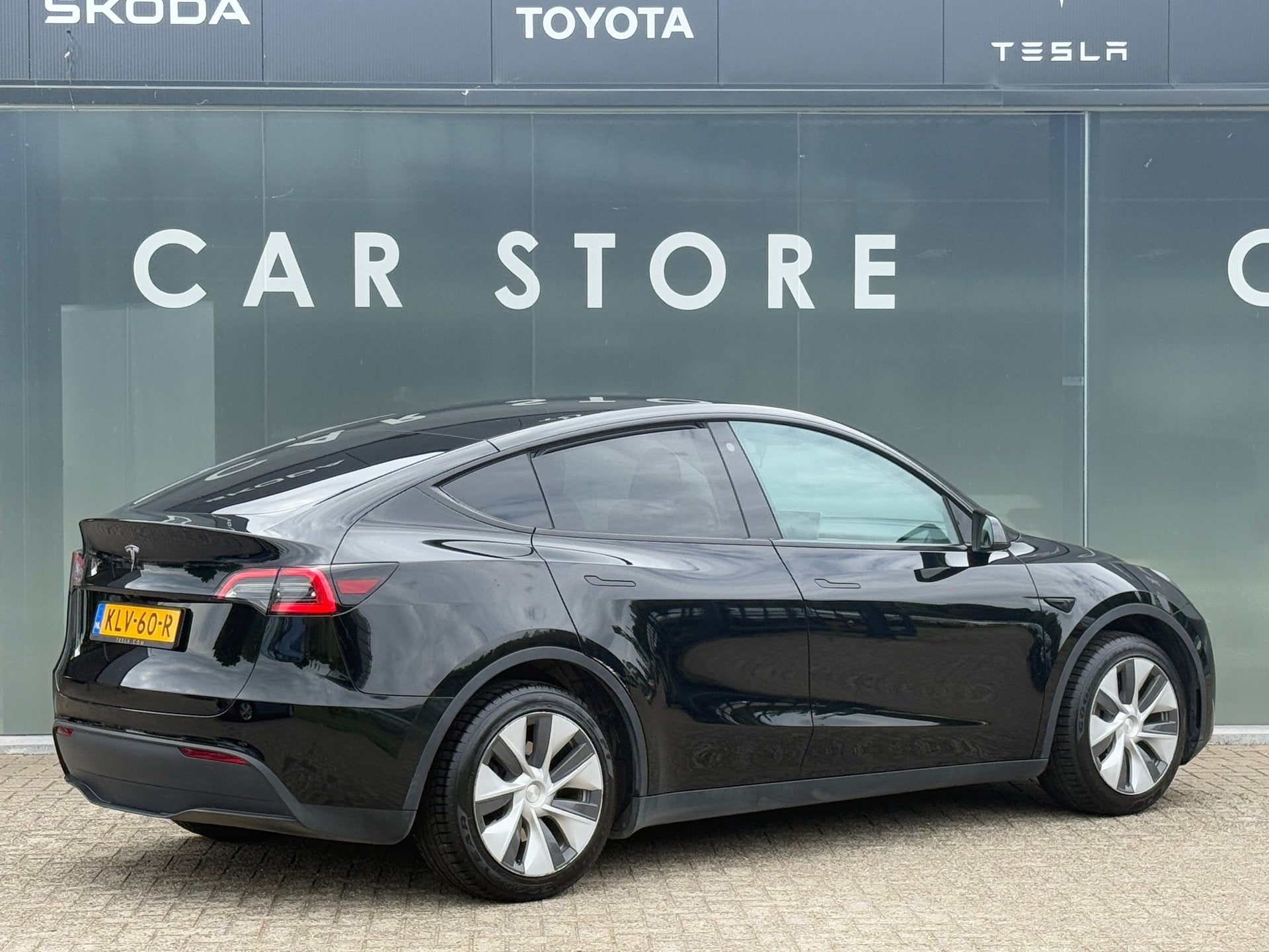 Tesla MODEL Y RWD 58 kWh 98% SOH LFP Autopilot Dealer Onderh, Auto's, Tesla, Automaat, Achterwielaandrijving, Gebruikt, Zwart