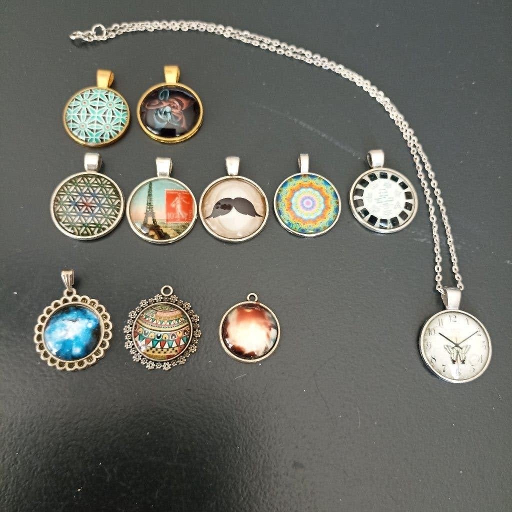 11 nieuwe glascabachons incl. 1 ketting, Verzenden, Nieuw, Zilver, Overige materialen