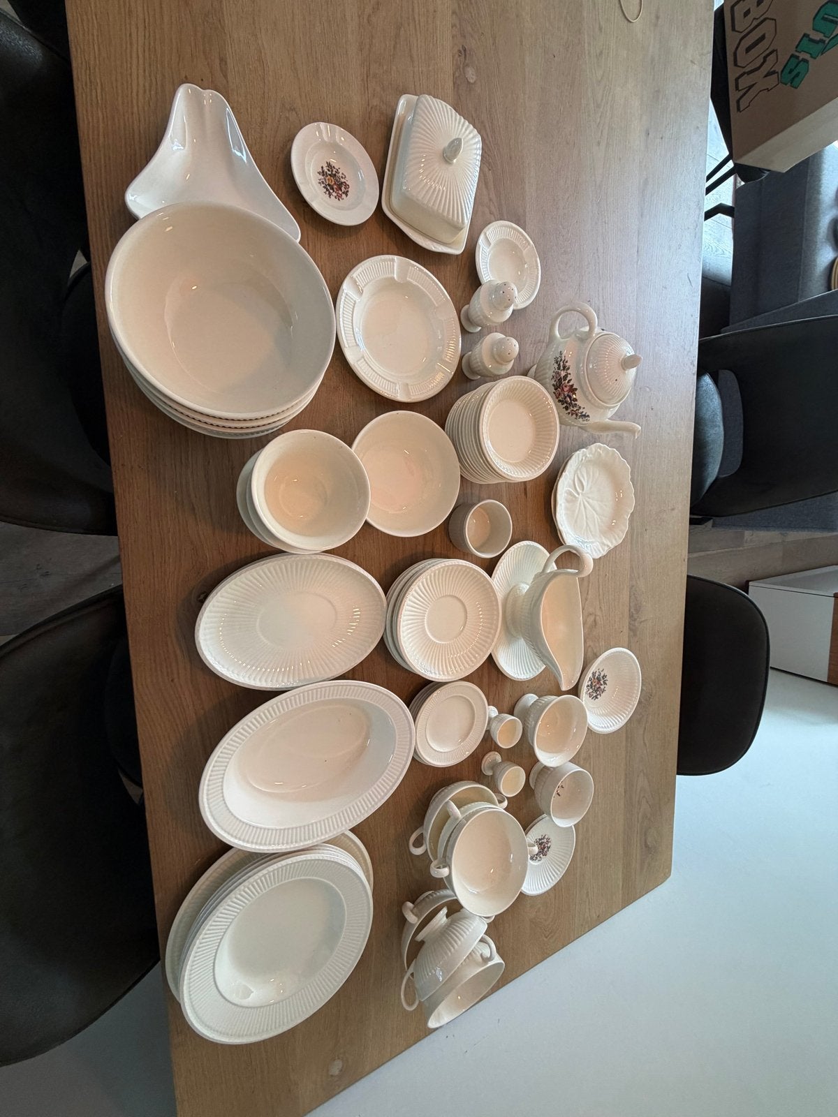 Uitgebreid Wedgwood Queen's Ware EDME servies, Ophalen, Gebruikt, Klassiek, Wedgwood