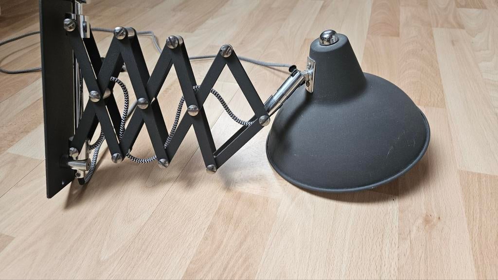 2x Uitschuifbare wandlamp - Zwart/Grijs, Ophalen, Zo goed als nieuw, Metaal, Industrieel, Modern