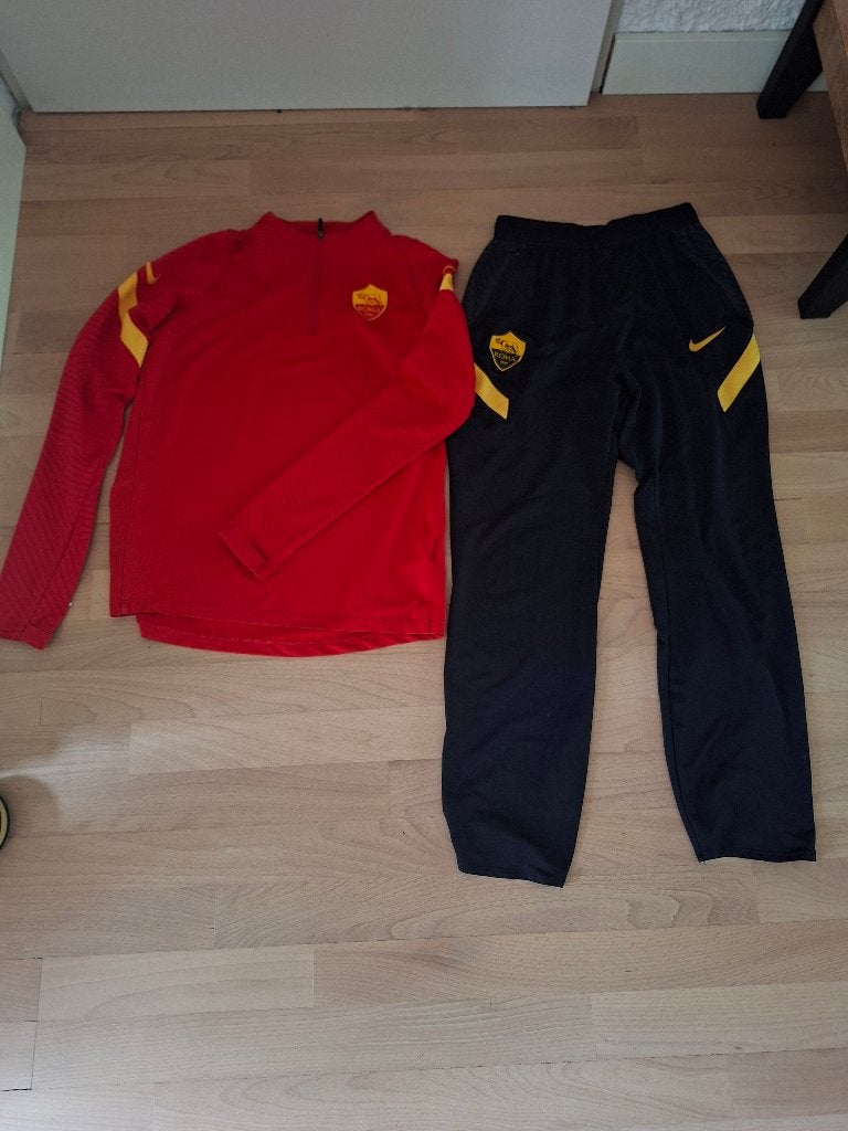 AS Roma NIKE trainingspak 158-170, Gebruikt, Sport- of Zwemkleding, Ophalen of Verzenden, Nike