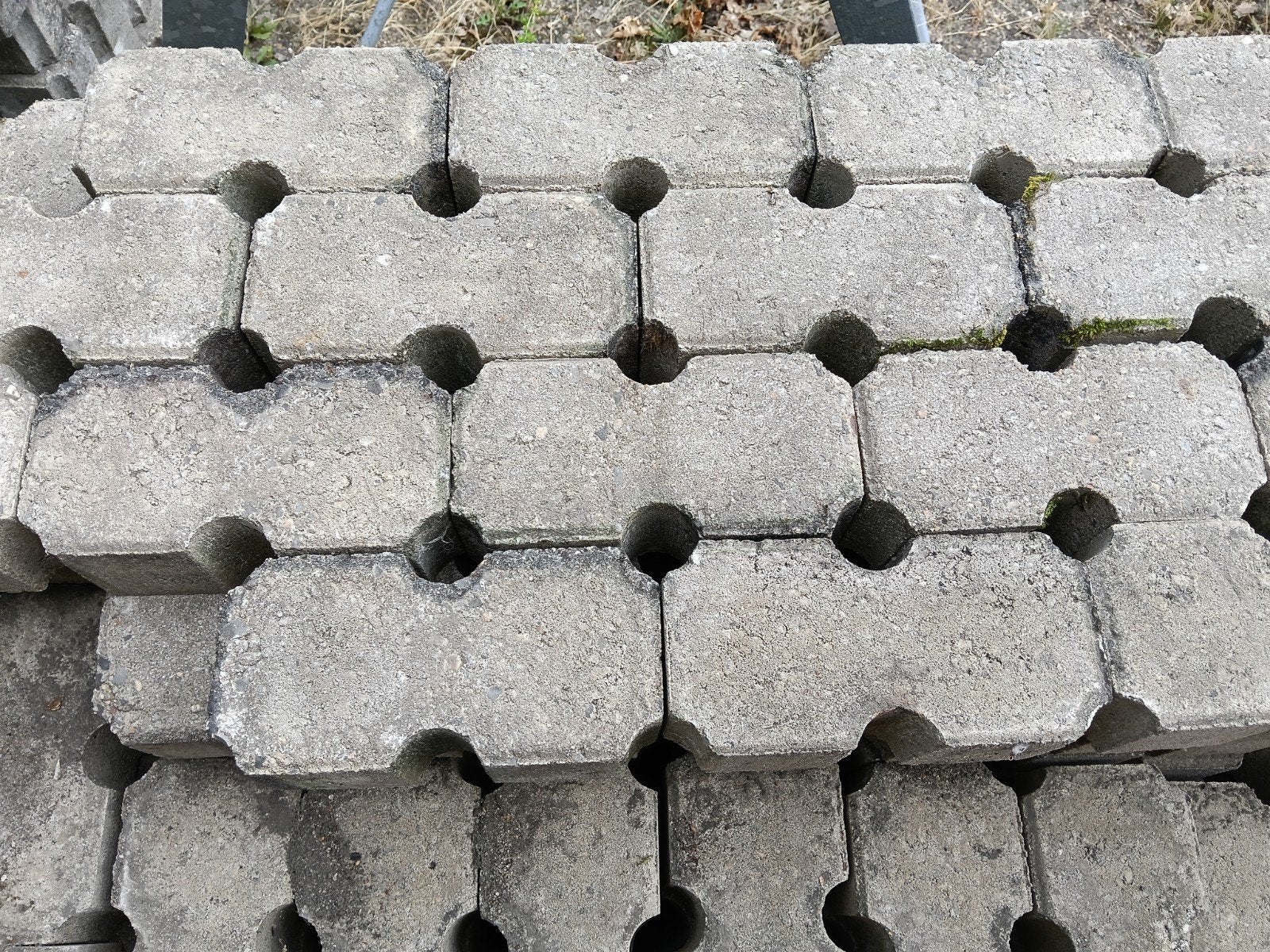Milieu klinkers grijs en rood, Ophalen, Zo goed als nieuw, Beton, Klinkers