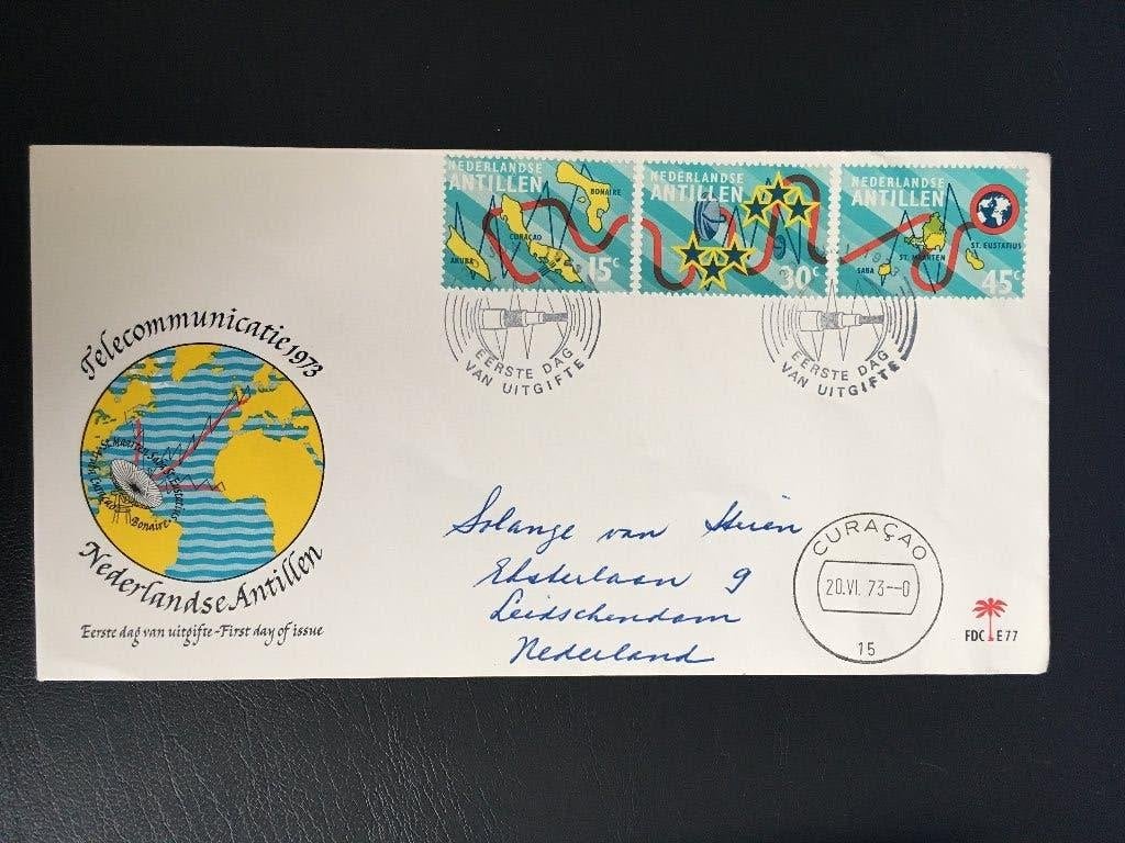 R6-E77 Antillen 1973 - FDC E77 - Telecommunicatie - gelopen, Postzegels en Munten, Postzegels | Eerstedagenveloppen, Ophalen of Verzenden