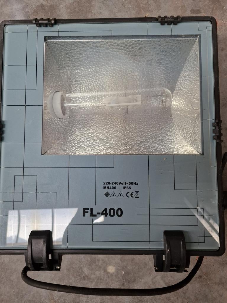 4x Bouwlamp / Kweeklamp FL-400 - 220-240V 50Hz MH400 IP65, Ophalen of Verzenden, Gebruikt, 500 watt of meer, Lamp met armatuur