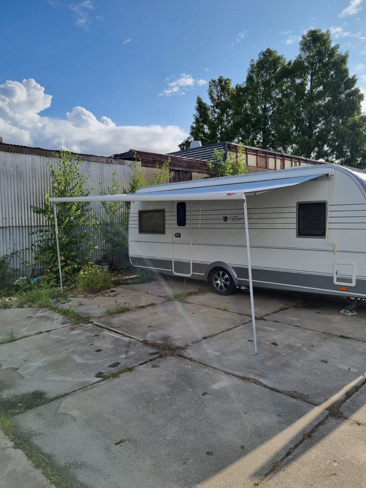 Foto 23 van Tabbert puccini 560TD bj,15 als nieuw BOMVOL ACCESSOIRES