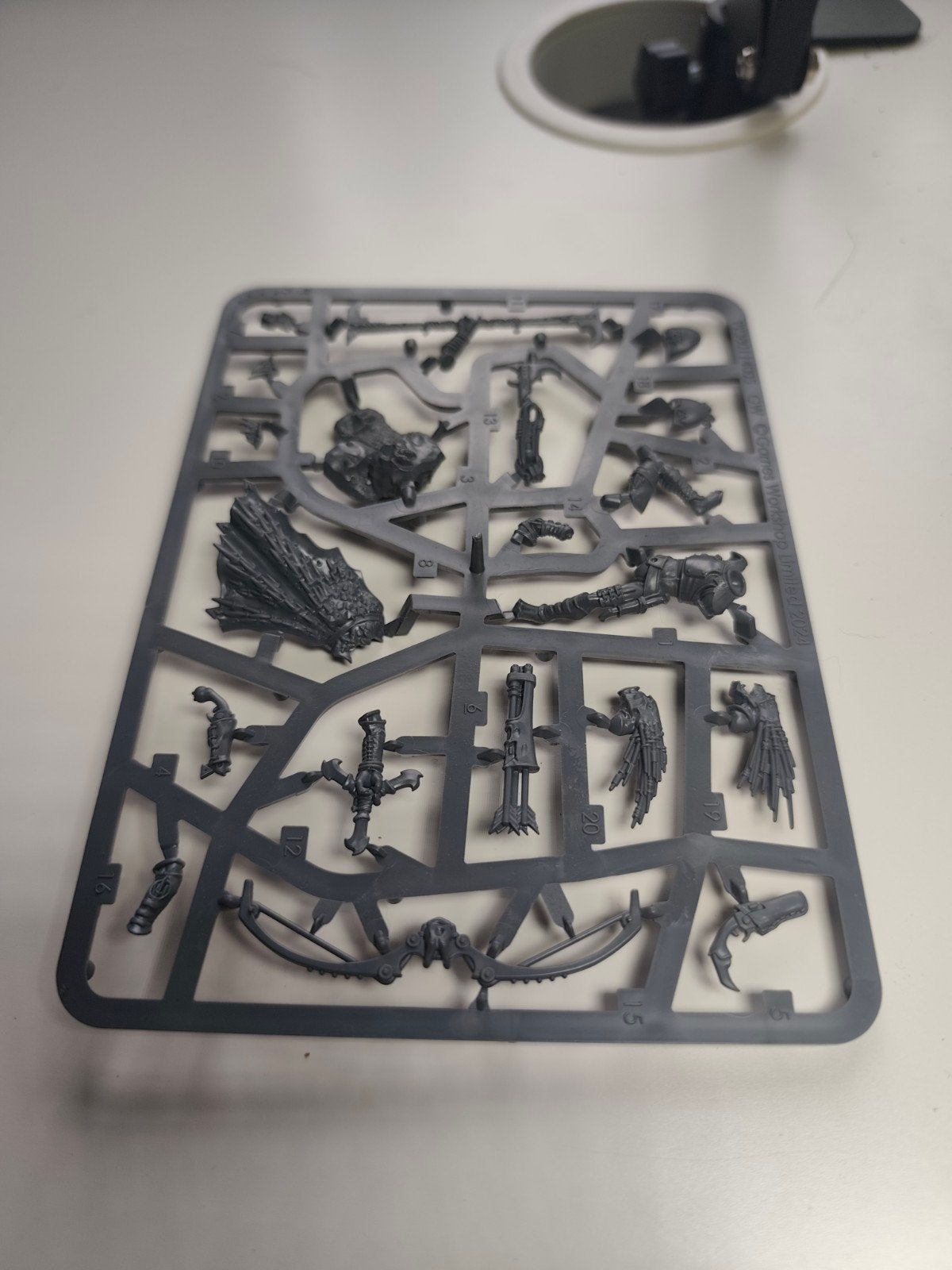 Warhammer40k Kroot T'au, Hobby en Vrije tijd, Ophalen of Verzenden, Zo goed als nieuw, Warhammer 40000, Figuurtje(s)
