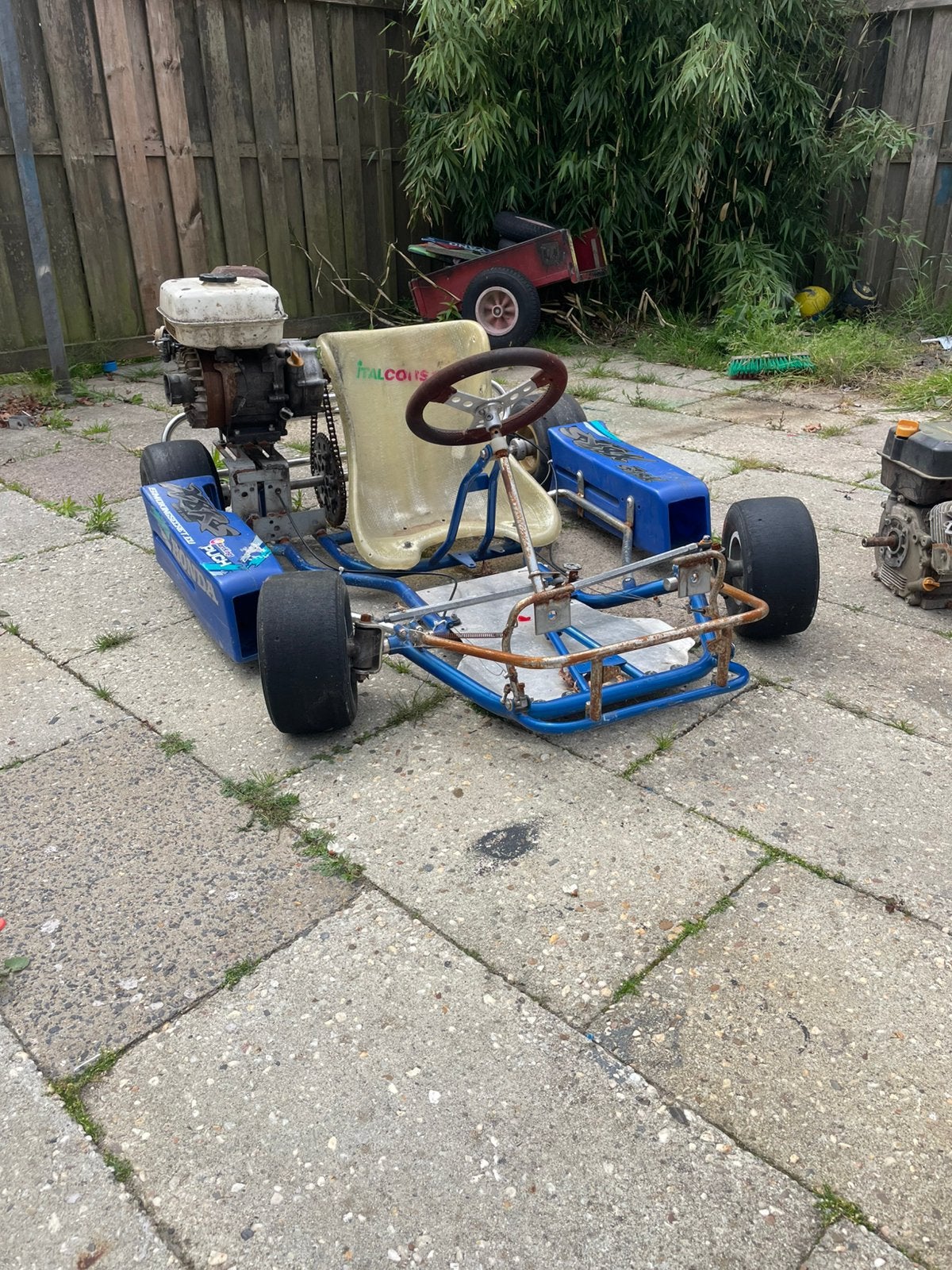 Leuke hobby kart, Sport en Fitness, Karting, Ophalen, Zo goed als nieuw, Kart