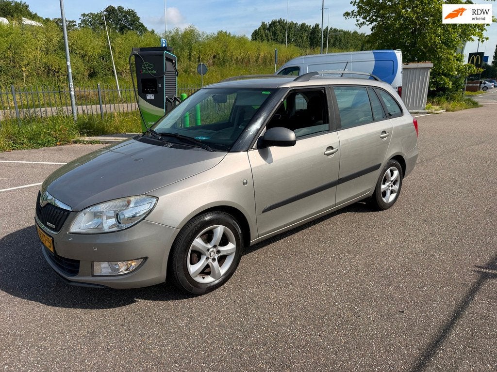 Skoda Fabia Combi 1.2 TDI Greenline!COOL AIRCO!ELECKTRISH RA, Auto's, Skoda, Voorwielaandrijving, Stof, 1199 cc, Beige