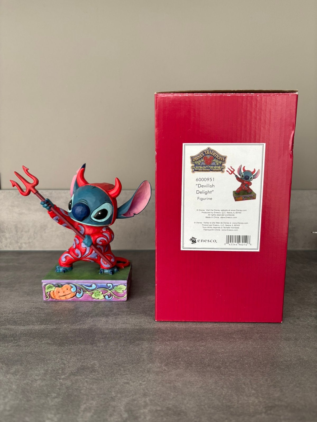 Disney Traditions Jim Shore Stitch devil, Ophalen of Verzenden, Overige figuren, Zo goed als nieuw, Beeldje of Figuurtje