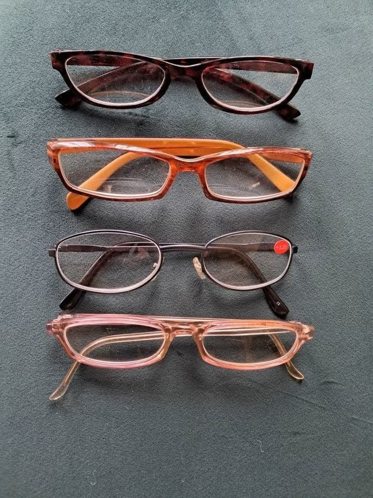 LEESBRILLEN, STERKTE 2X 2.50, 1X2.00, 1X 3.25, Overige merken, Overige kleuren, Nieuw, Ophalen of Verzenden