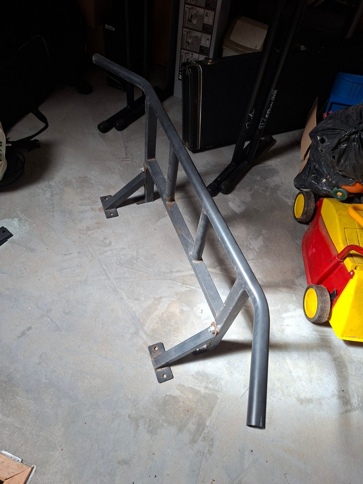 Stevige pull-up station voor aan de muur, Sport en Fitness, Ophalen, Gebruikt, Buik, Oprekstang
