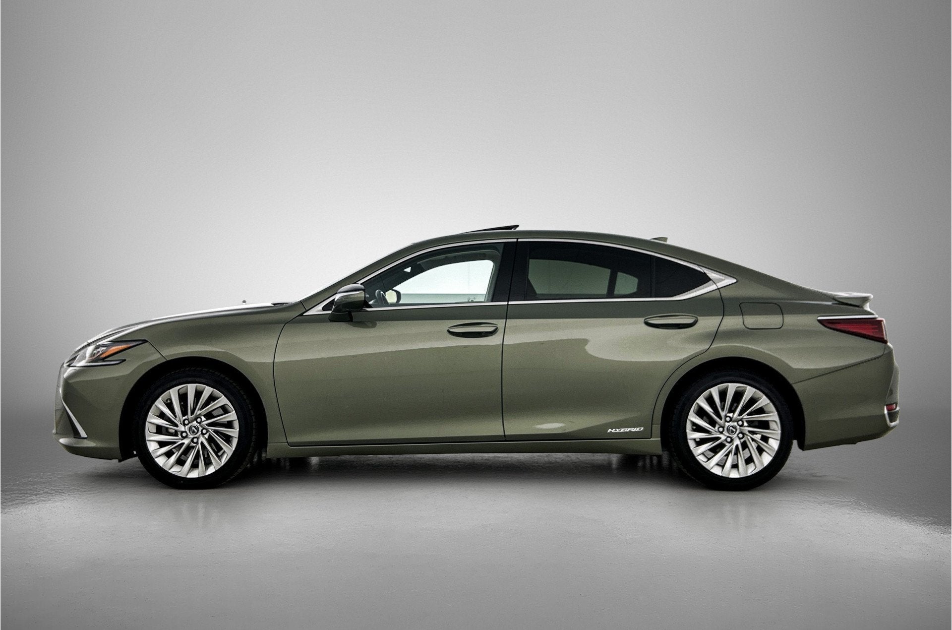 Lexus ES 300h President Line | BTW voertuig | Schuif/kantel, Auto's, Gebruikt, 4 cilinders, 1655 kg, Bedrijf