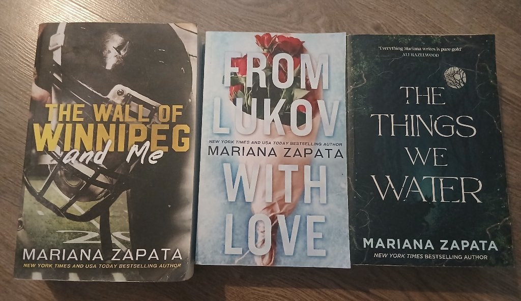 Booktok: 3 boeken van Mariana Zapata 📖📖!, Verzenden, Zo goed als nieuw, Mariana Zapata, Amerika