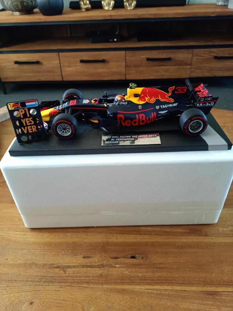Max Verstappen, Ophalen, Overige schalen, Auto onroad
