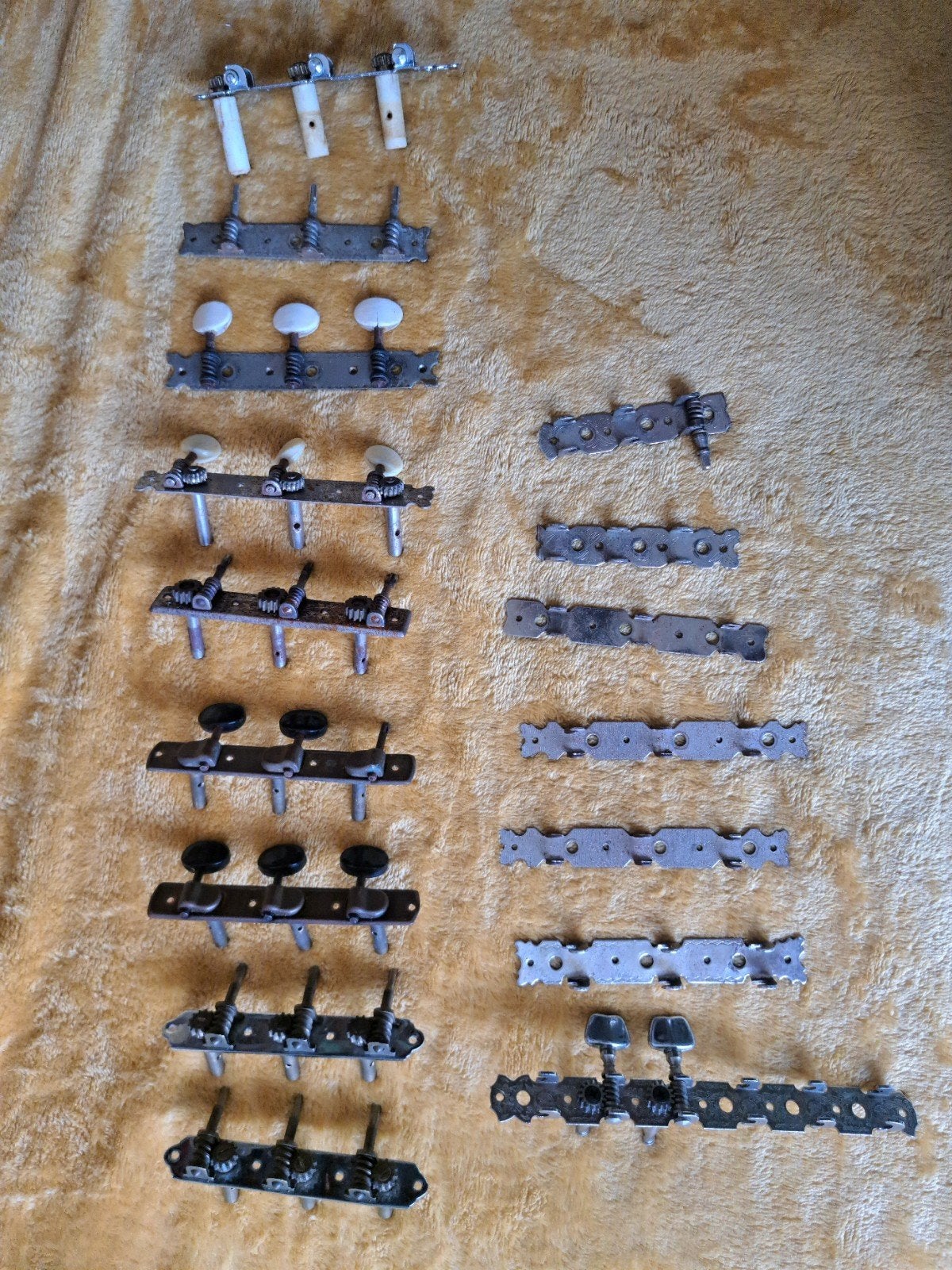 Partij vintage incomplete gitaar tuners mechanieken repareer, Ophalen of Verzenden, Gebruikt, Elektrische gitaar