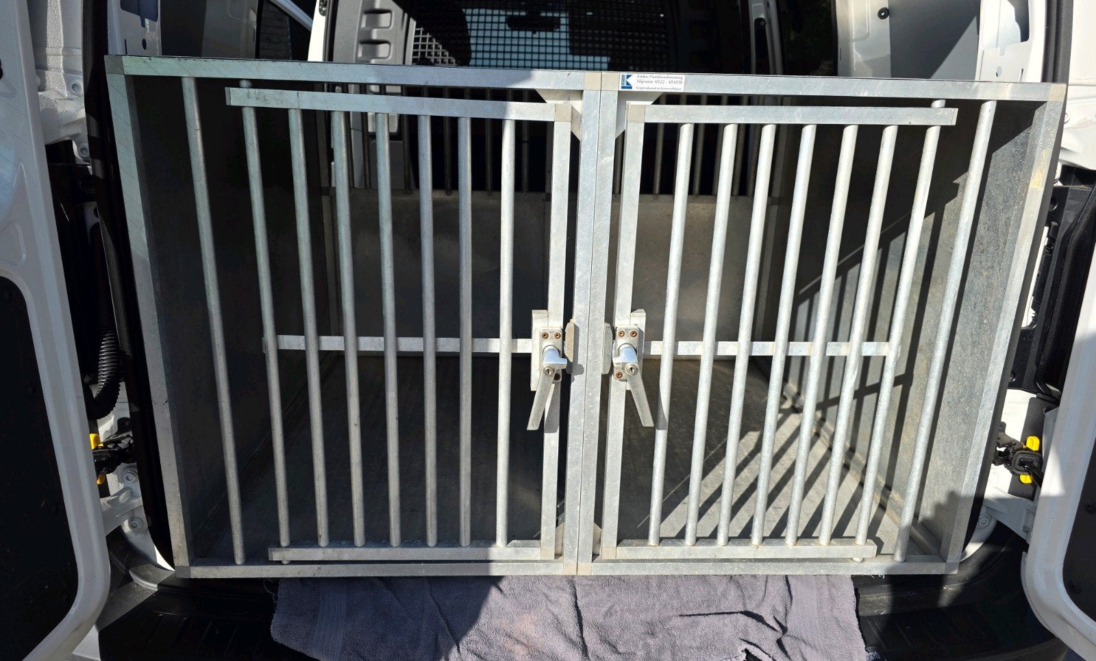 2 vaks aluminium autokooi Kelders, Ophalen, Gebruikt