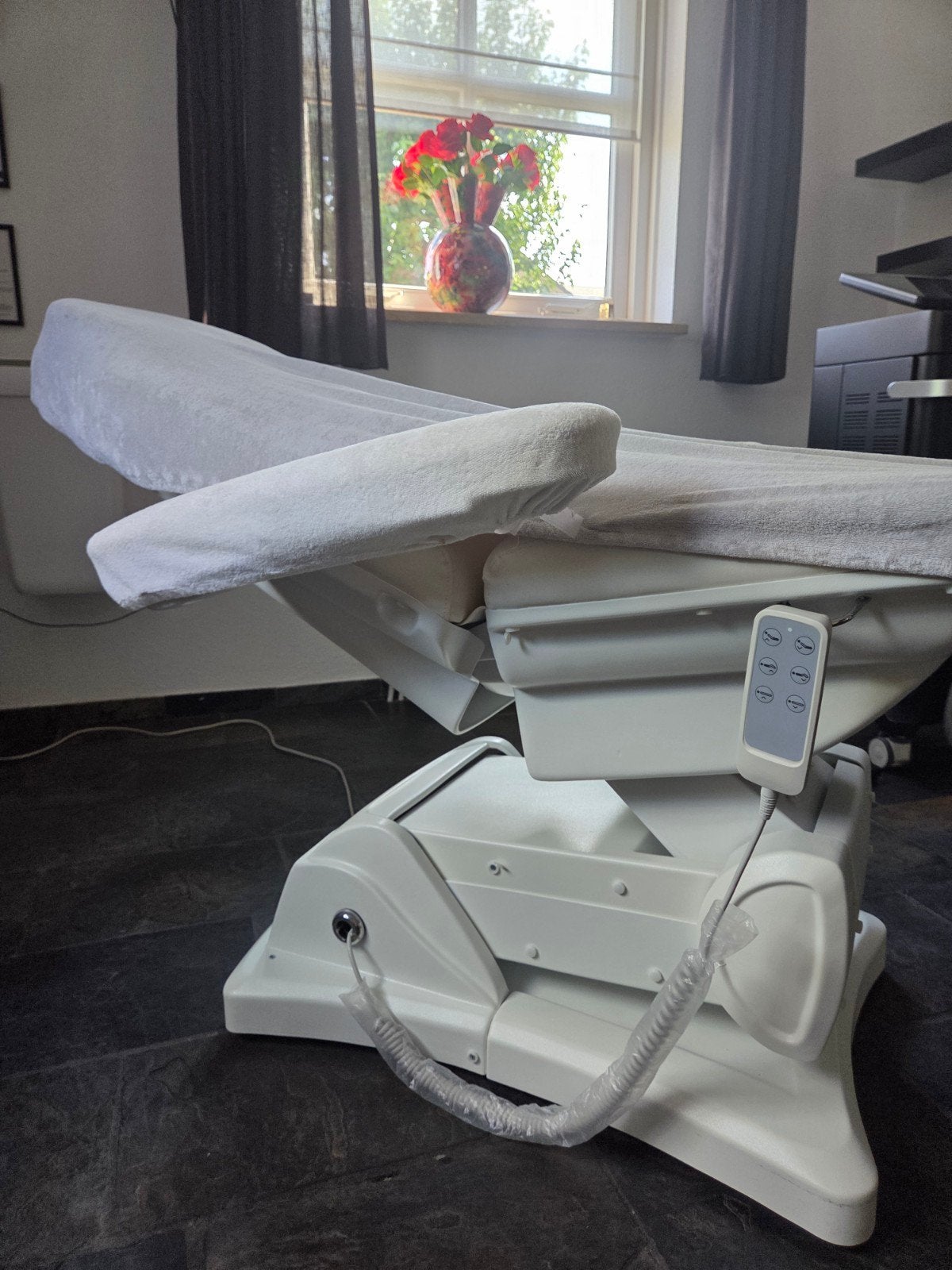 Elektrische Behandelstoel voor Salon of Praktijk, Overige plaatsen, Ophalen, Gebruikt, Stoel
