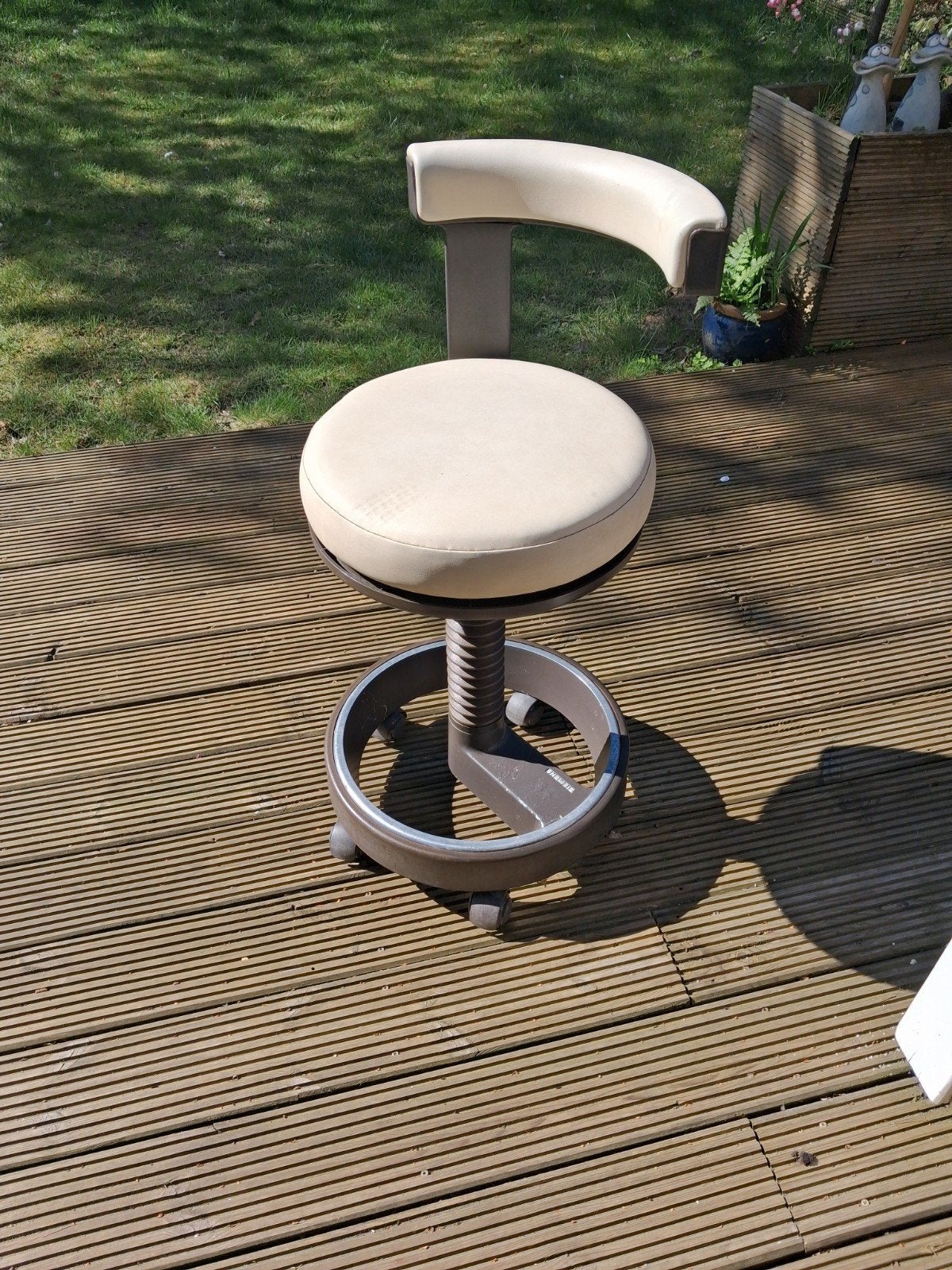 Tandartsstoel, behandelstoel,rollhocker, Ophalen, Gebruikt, 60 tot 90 cm, 1 kruk