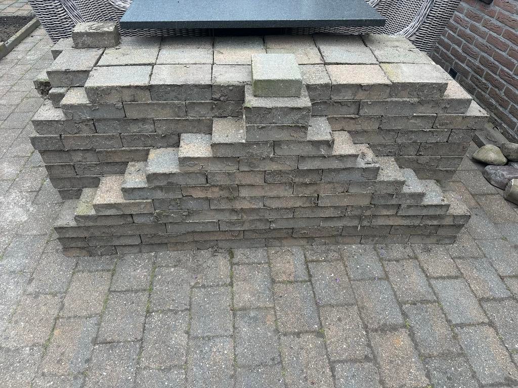 GRATIS Bestrating stenen, Tuin en Terras, Tegels en Klinkers, Ophalen of Verzenden, Gebruikt, Beton, Klinkers